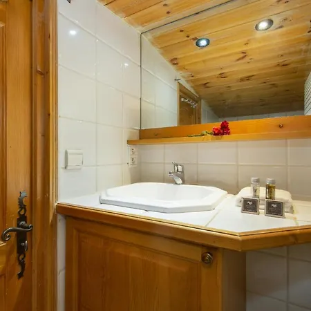 Apartament Sainte-foy-l'argentiere Sleeps 6 T715866